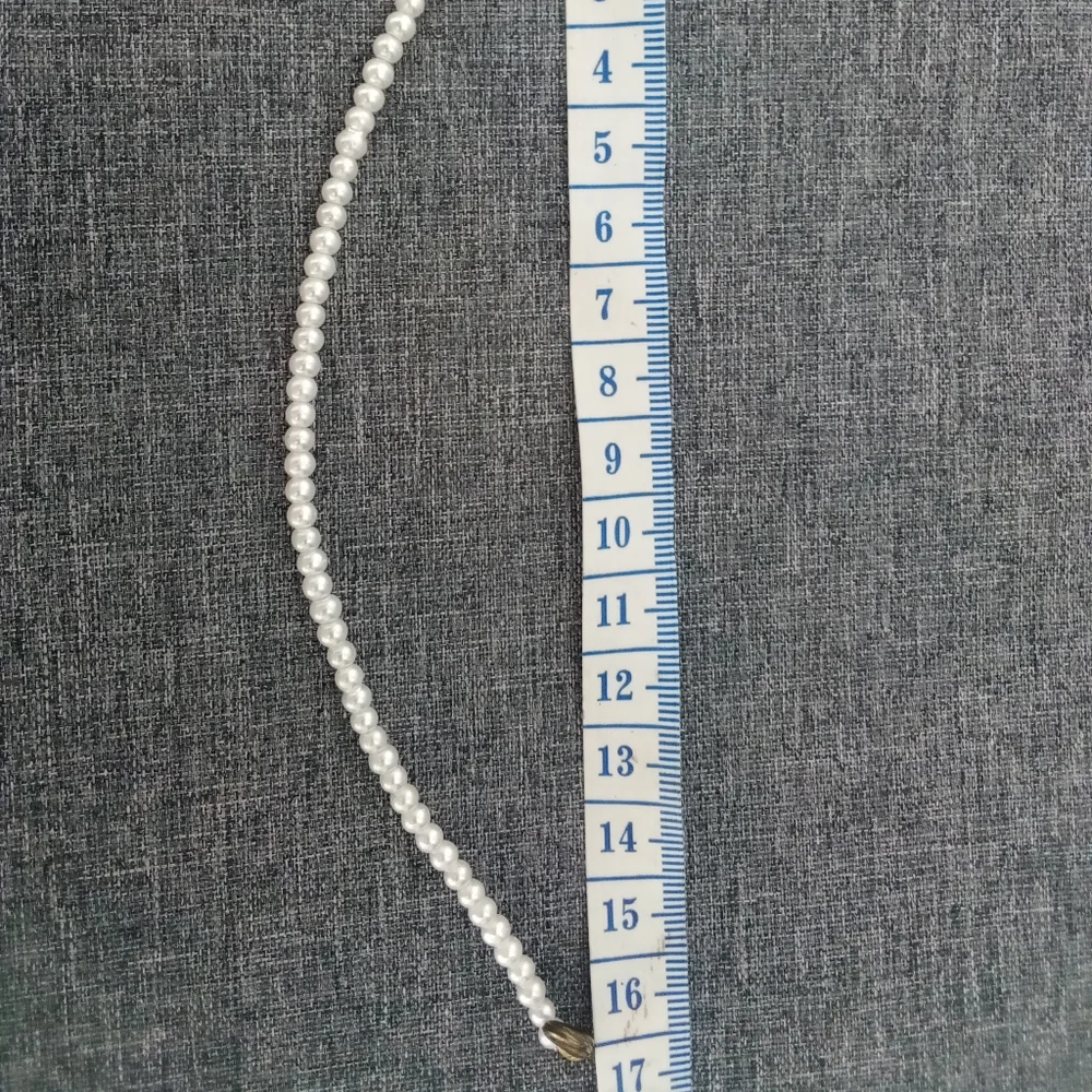 Glass Bead Bracelet - Picture 2 of 3